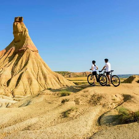 Casa Bardena Negra, Comodo Alojamiento Para Visitar Las Bardenas Y Sendaviva Fustinana Esterno foto